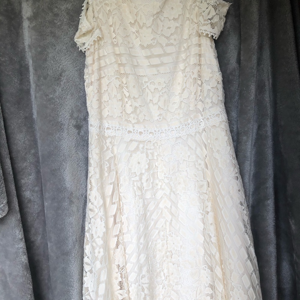 Tahari women’s dress size 16